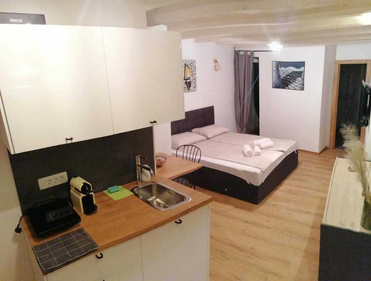Gg Art Apartments II Piran Bagian luar foto